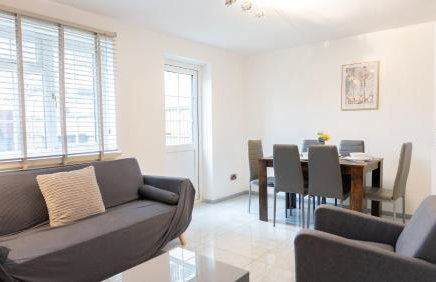 Beautiful 2 large bedroom house in London zone 2 - Photo 13