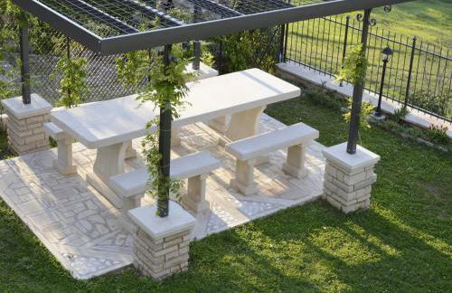 Cozy 2-Bed Apartment, Petrella - Foto 5