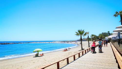 MARBELLA HOME RENTALS - 3BR Beachfront complex, Puerto Banus - Foto 5