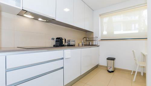 Cavalo Preto Luxury Beach Apartment by Golden Zenith - Foto 4, stove, toaster, minibar