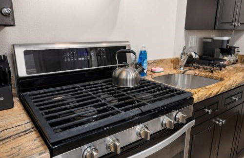 Stylish Studio Apartment with Modern Touches - Foto 14