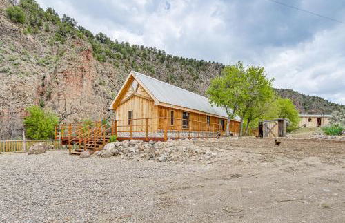Creekside Cabin with Deck and Views in Panguitch! - Foto 31