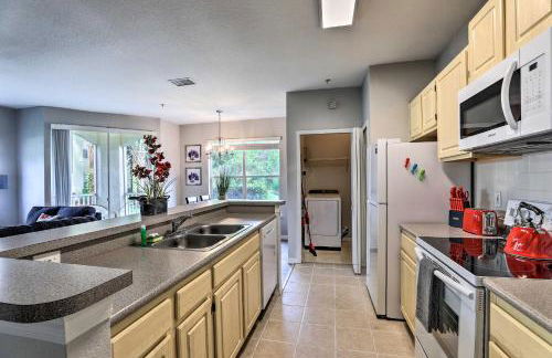 Lake-View Condo with Pool Access 6 Mi to Disney! - Foto 13