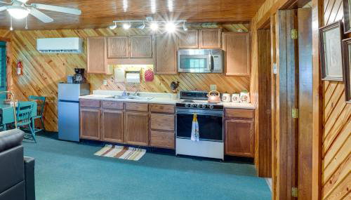 2 Mi to Green Bank Observatory! Mtn-View Cabin - Foto 3