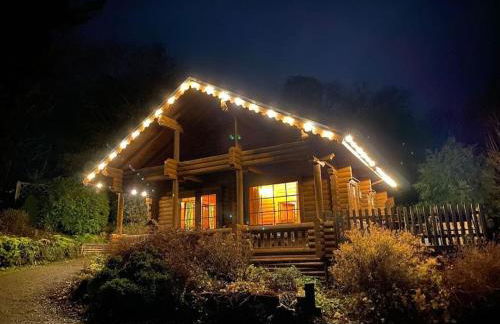 Countryside 3 Bedroom Log Cabin With Private Hot Tub - Ash - Foto 10