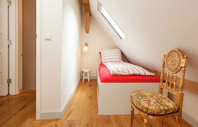 Stunning Holiday Home Near Forest in Slenaken - Photo 12