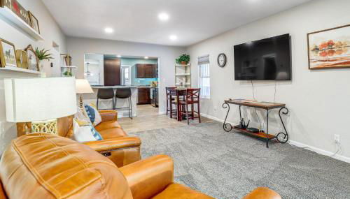 1 Mi to Dtwn Casper Homey Getaway with Yard! - Foto 3