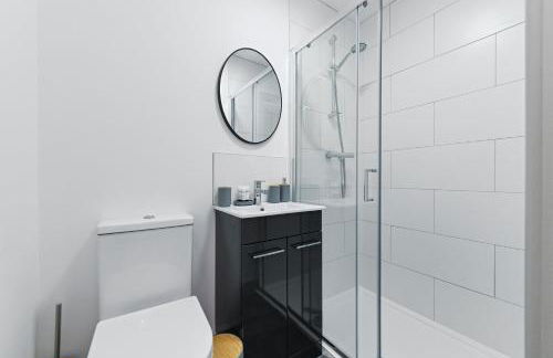 Matlock Town Centre Flat Near Transport Links - Foto 10