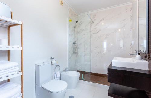 Casa Azul luxury apartment (4p) Lagos, Meia Praia - Foto 13