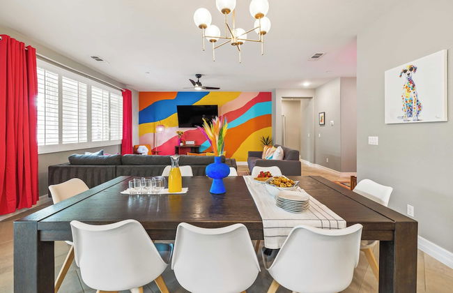 Kaleidoscope by Avantstay Colorful Escape + Pool - Foto 9