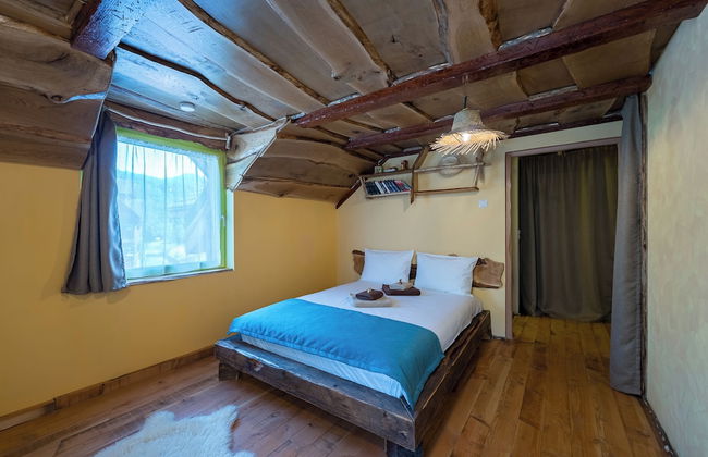 Viewtopia - The Secret Land - Photo 32