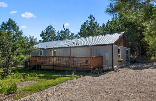 Modern Cabin Nestled in a Pine Forest Near Austin - Foto 51