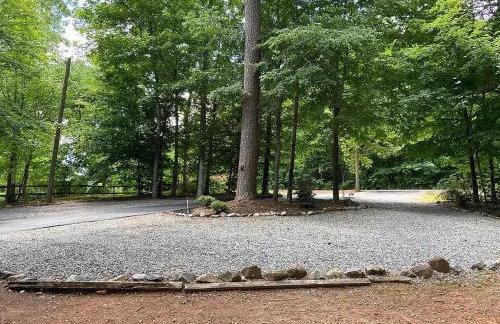 Serene Lakefront Home with Hot Tub and Boat for Rent! - Foto 31