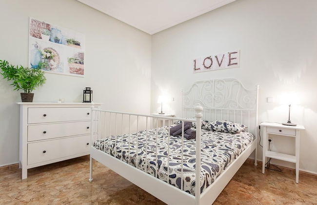 Stunning Urban Apt. Historic District - Sol - Photo 6