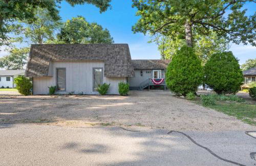 Lakefront Home Private Dock with Main Channel View - Foto 38