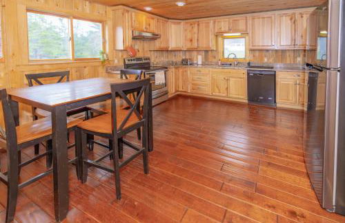 Golden Oasis - Photo 33