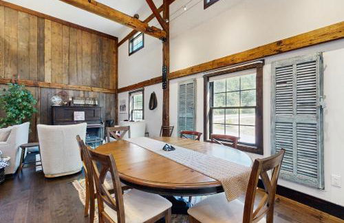 Red Barn & Blueberries - Photo 8