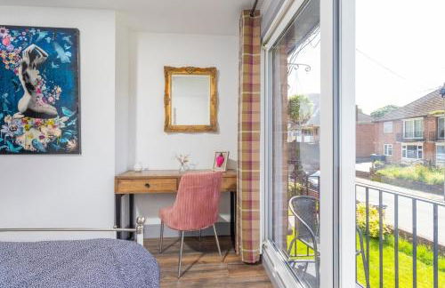 2BR Flat, Free Parking, WiFi, Smart TV - Foto 6