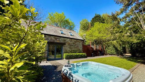 Sunridge Fishing Lodge with Hot Tub & Giant Cinema - Foto 4