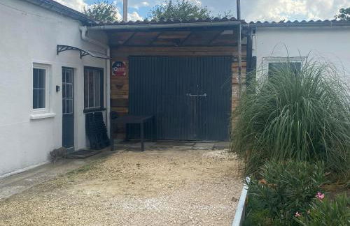 Petite maison, quartier calme. - Foto 2