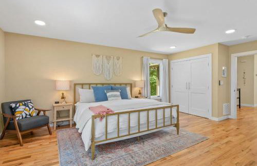 Near Asheville Hot Tub Fire Pit BBQ Sleeps 10 - Foto 22