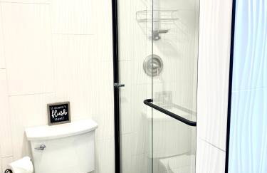 Rockford IL 2BD Upper Queen Bed, Patio & Fast WiFi - Foto 20