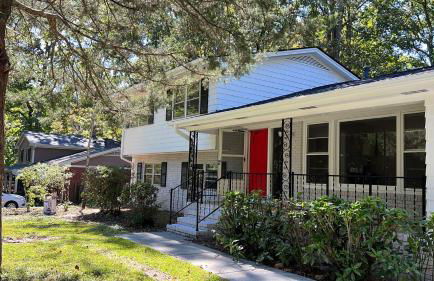 Serene Landing Place near Downtown Cary - Foto 1