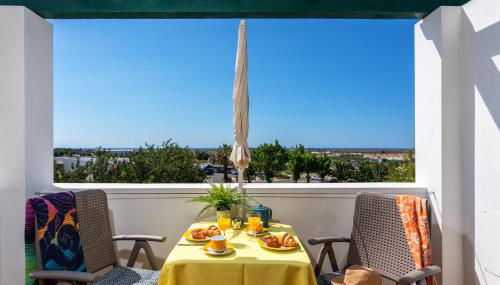 sunny apartment with sea view - Foto 5