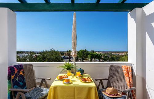 sunny apartment with sea view - Foto 5