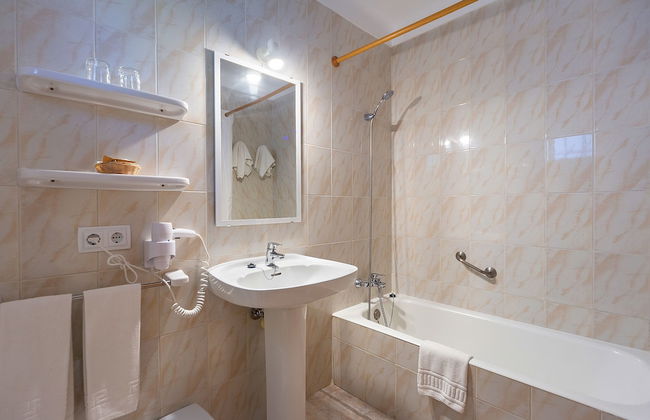 Apartamentos Cala Murada Minigolf - Foto 5