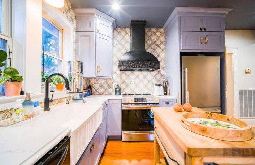 The Cullman Haus-Steps frm Cullman High-CHORE FREE - Foto 2