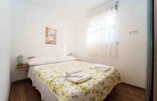 Holiday home “MARKO” with heated pool! - Photo 19