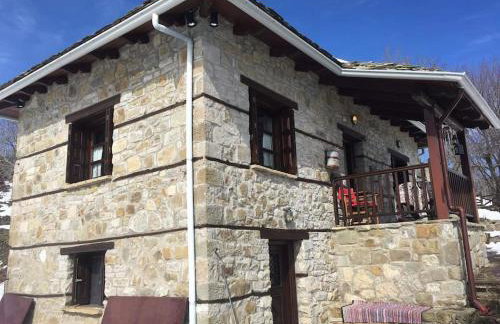 Παραδοσιακή πέτρινη κατοικία στην Βλάχα Ελάτης - Foto 13