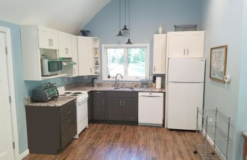 Cottage at Millpond Falls - A Romantic Escape - Foto 8