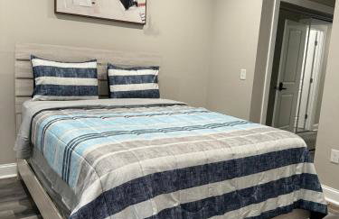 Modern Comfort in Historic East Baltimore Stylish 3BR Row Home - Photo 14