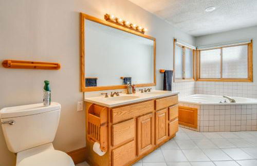 Pond and Snowmobile Trails On-Site Errol Escape! - Foto 14