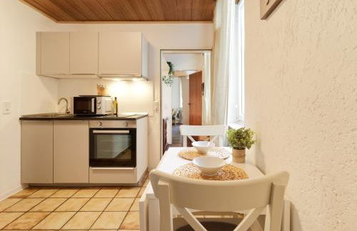 Marx - City Apartment in zentraler Lage - Ideal für 2 Personen mit Waschmaschine und gratis WLAN - Foto 3