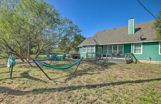 Gorgeous Luxury Home With Hot Tub Just 3 Miles to Dtwn! - Foto 35