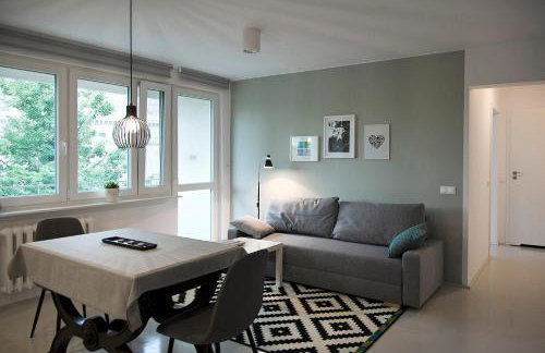 Emilka z widokiem na Pałac Kultury - Foto 2