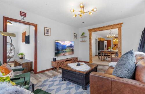 Renovated 6BR 2BA AC home and Game Room - Foto 25