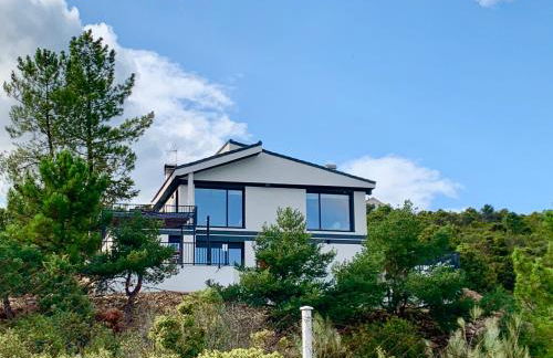 Chalet a estrenar, espectaculares vistas a la montaña - Foto 36