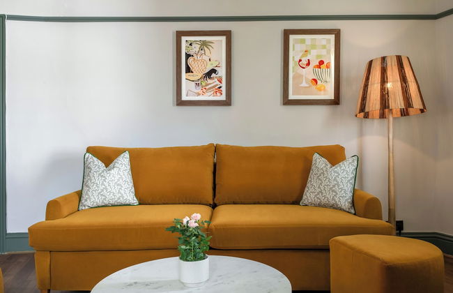 Round House Apartments - Photo 38