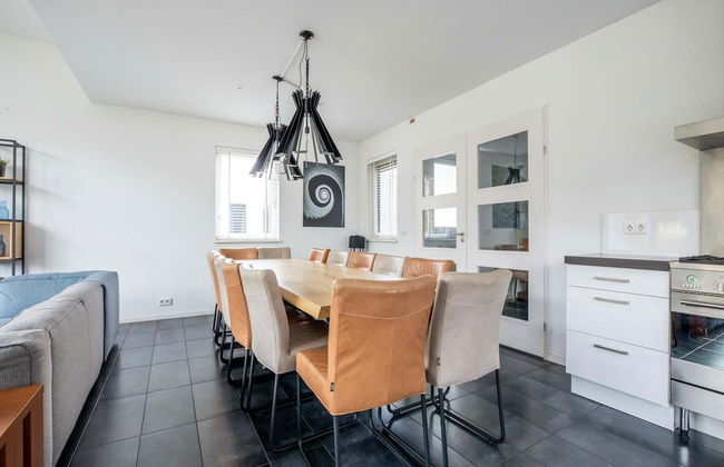 Brand new Luxury Villa on a Small-scale Park With its own Jetty - Photo 75