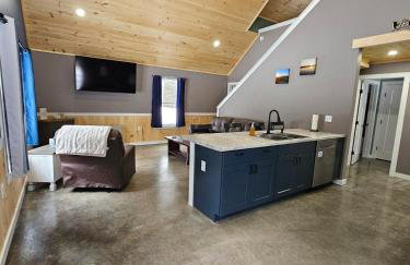 Adirondack Private Cabin New Construction - Foto 21