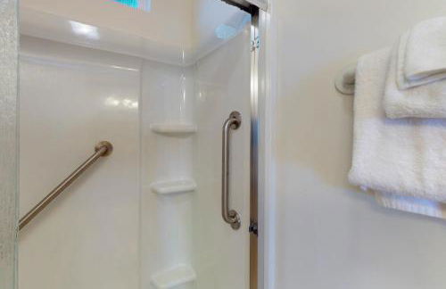 Ocean Vista Cottage - Photo 10