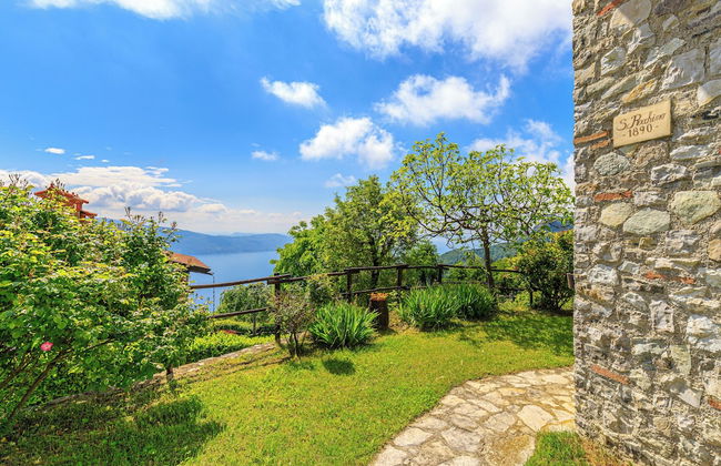 Villa Formaga- Relax and View Lake - Photo 18