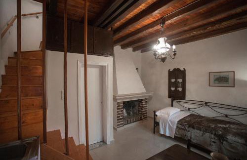 Traditional Cozy House in the Village Ano Garounas - Foto 8