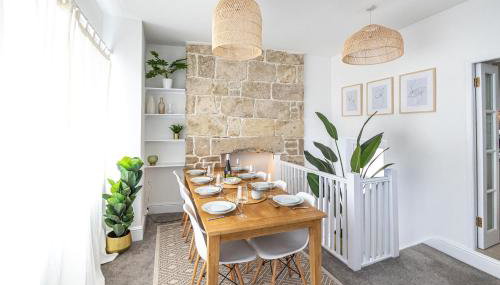 Bright & beautiful 4 bedroom house with sea views - Foto 2