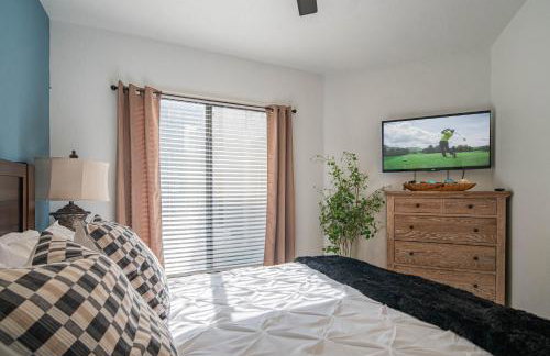 Walk to Westin Kierland , Family-Friendly Stay with Pool & Parking - N171 - Foto 25