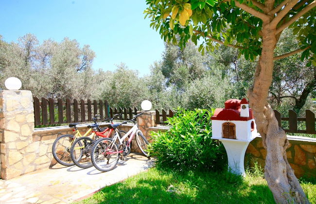 Kiriana Villa by LeaderStay - Photo 23